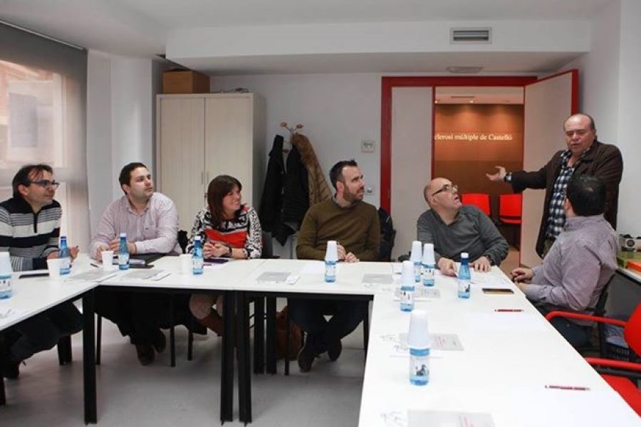Presentación en la sede de la Asociación de Esclerosis Múltiple de Castellón